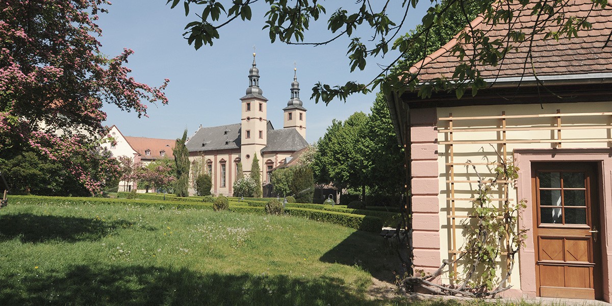 Neues Leben im alten Kloster: Triefenstein, Heimat und Zentrale der Christusträger-Brüder