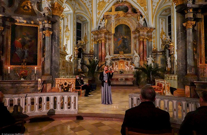 Solistin Anna Dorothea Mutterer in der Klosterkirche – © Johannes Hoffmann